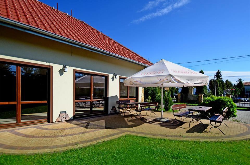 Hotel Tyniecki Krakow Exterior photo